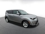 Used 2024 Kia Soul LX w/ Option Group 015 image 2