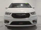 Used 2022 Chrysler Pacifica Touring-L image 2