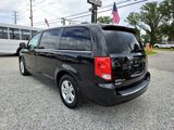 Used 2019 Dodge Grand Caravan SXT image 3