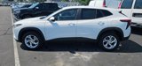 Used 2025 Chevrolet Trax LS w/ LS Convenience Package image 4