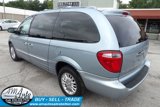 Used 2004 Chrysler Town & Country Limited image 3