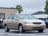 Used 2004 Toyota Camry LE image 3