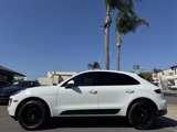 Used 2017 Porsche Macan image 2