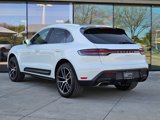 Certified 2024 Porsche Macan image 3