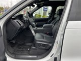 New 2025 Land Rover Discovery S image 4