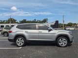 Used 2021 Volkswagen Atlas SE image 4