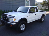 Used 1999 Toyota Tacoma 4x4 Xtracab V6 image 2