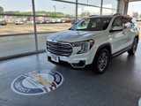 Used 2022 GMC Terrain SLT image 3