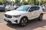 Certified 2025 Volvo XC40 B5 Plus image 3