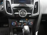 Used 2017 Ford Focus Titanium w/ Titanium Technology Package image 4