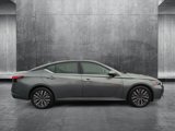 Used 2023 Nissan Altima 2.5 SV image 4