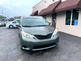 Used 2012 Toyota Sienna LE image 2