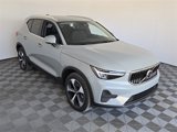 New 2025 Volvo XC40 B5 Core image 2