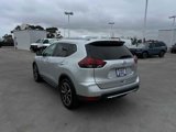 Used 2019 Nissan Rogue SL w/ Premium Package image 3