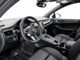 Certified 2018 Porsche Macan image 4