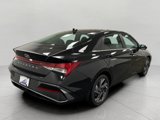 New 2025 Hyundai Elantra SEL image 3