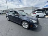 Used 2015 Chevrolet Cruze L image 3