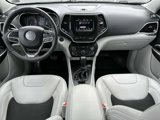 Used 2020 Jeep Cherokee Latitude Plus image 2