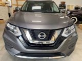 Used 2017 Nissan Rogue SV w/ SV Premium Package image 2