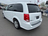 Used 2016 Dodge Grand Caravan SE w/ Quick Order Package 29E SE image 3