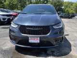 Used 2021 Chrysler Pacifica Touring-L w/ Uconnect Theater Family Group image 2