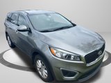 Used 2017 Kia Sorento L image 3