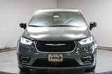 New 2025 Chrysler Pacifica Select image 2
