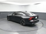 Used 2023 Volvo S60 B5 Plus image 3
