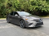 Used 2019 Toyota Camry SE image 2