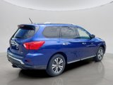Used 2017 Nissan Pathfinder S image 3