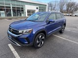 Certified 2024 Volkswagen Taos SE image 4