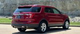 Used 2018 Ford Explorer XLT image 4