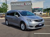 Used 2019 Chrysler Pacifica Touring-L image 3