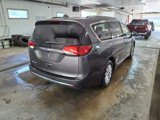 Used 2019 Chrysler Pacifica Touring-L image 4