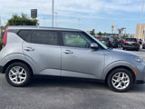 Used 2022 Kia Soul LX w/ Technology Package image 5