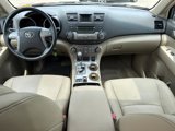 Used 2010 Toyota Highlander SE image 4