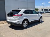 Certified 2021 Ford Edge SE image 4