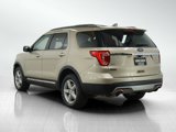 Used 2017 Ford Explorer XLT w/ Equipment Group 202A image 3