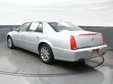 Used 2009 Cadillac DTS w/ Sun And Sound Package image 4