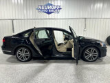 Used 2018 Volkswagen Passat 2.0T R-Line w/ R-Line Lighting Package image 2