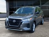 New 2025 Nissan Kicks Play S image 3