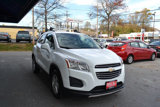 Used 2016 Chevrolet Trax LT w/ LT Convenience Package image 4