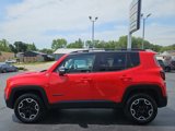 Used 2016 Jeep Renegade Trailhawk image 4