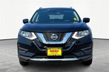 Used 2020 Nissan Rogue SV image 3