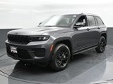 New 2025 Jeep Grand Cherokee Altitude image 5