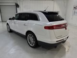 Used 2017 Lincoln MKT AWD w/ Technology Package image 3