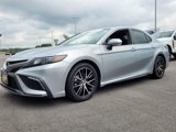 Used 2022 Toyota Camry SE image 2