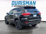 Used 2019 Jeep Grand Cherokee Laredo image 4