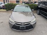 Used 2015 Toyota Camry SE image 2