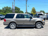 Used 2003 Ford Expedition XLT image 2